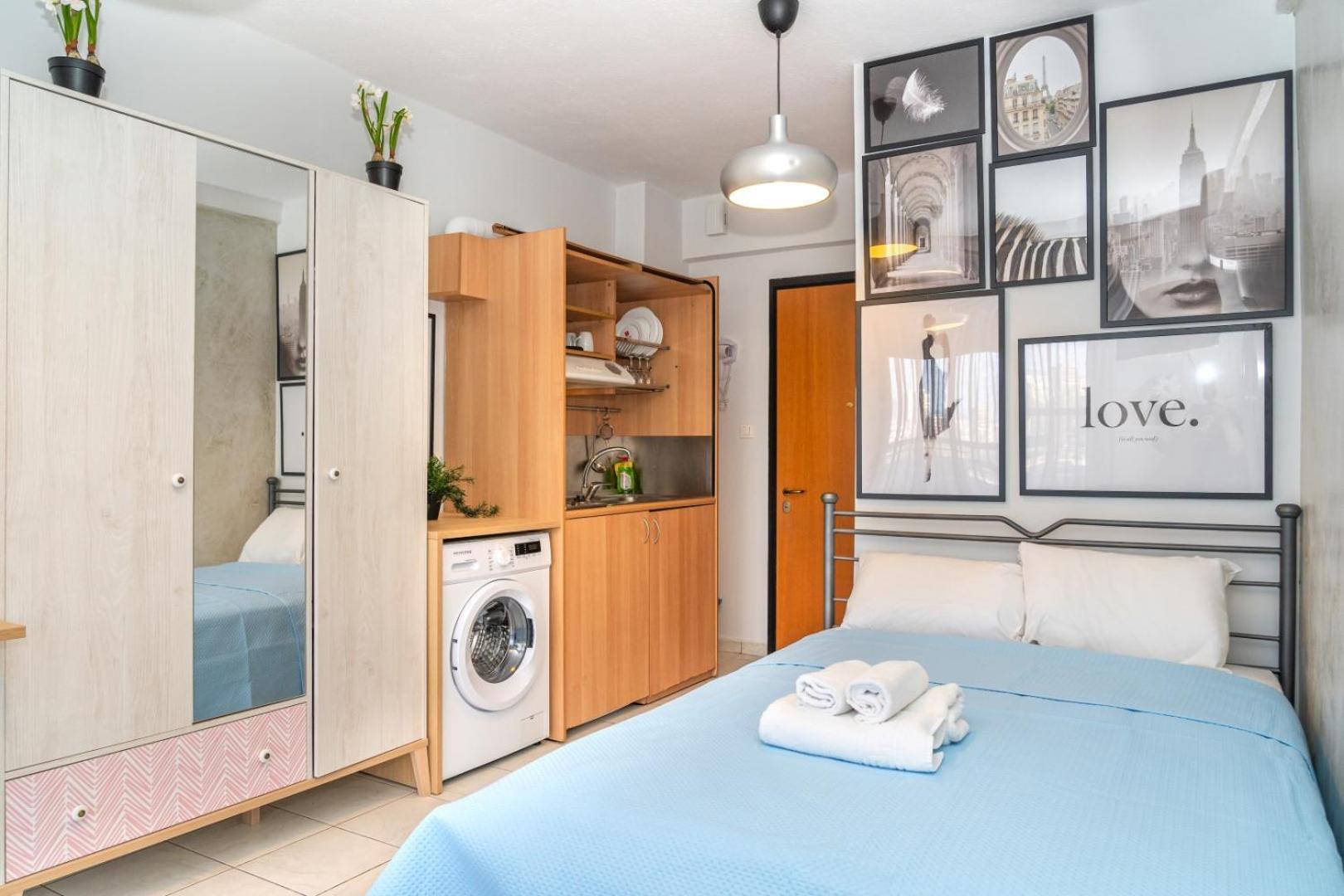 Kosmos Service Beautiful 3 With Additional Cost Parking Apartamento